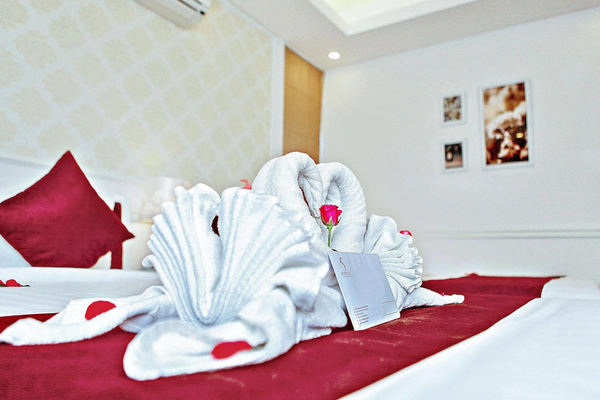 ฮานอย เวริส บูทีค โฮเทล แอนด์ สปา Hotel ภายนอก รูปภาพ