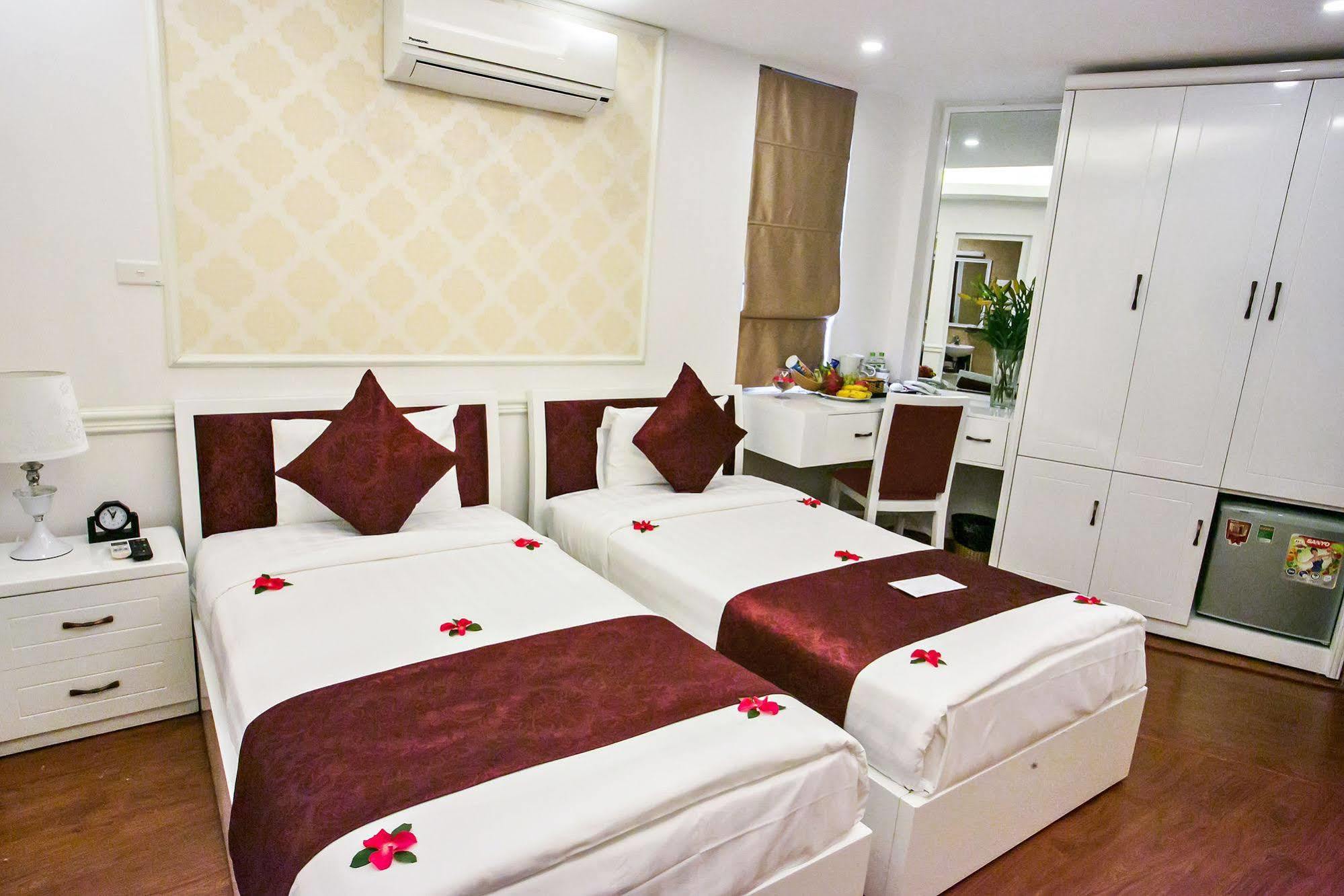 ฮานอย เวริส บูทีค โฮเทล แอนด์ สปา Hotel ภายนอก รูปภาพ
